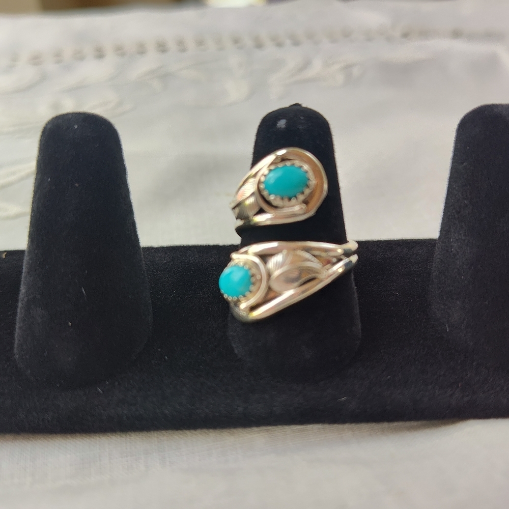 Native American Navajo Turquoise and Sterling silver ring